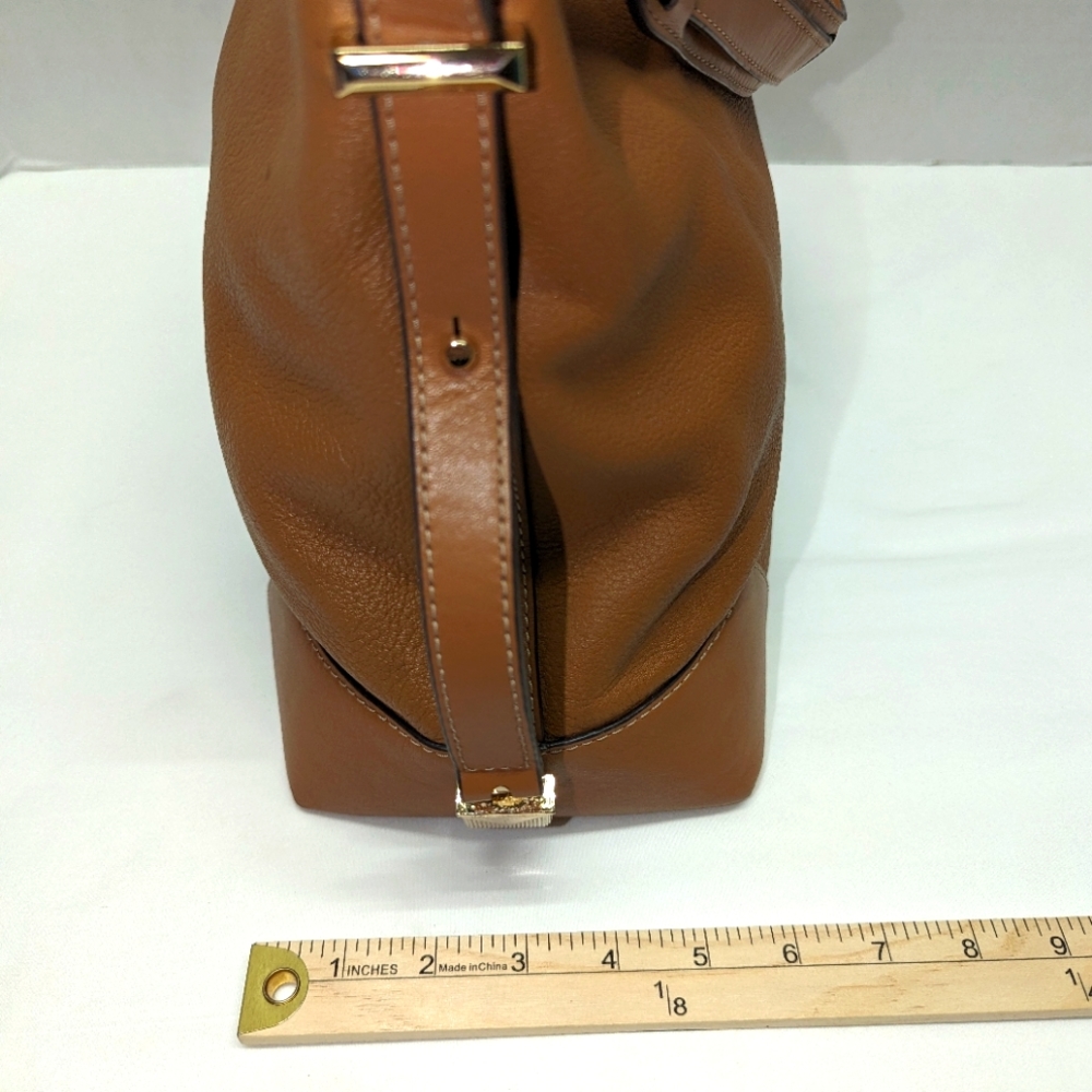 Michael Kors Crosby Pebbled Leather Bag - Every Day Purse - Picture 15 of 15